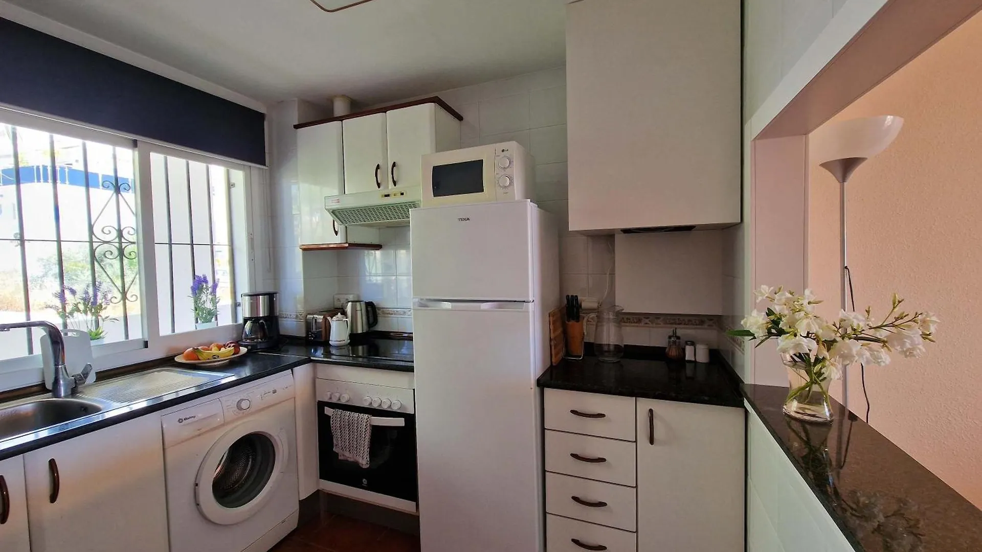 Shr062 Two Bedroom Apartment Valparaiso In Nerja
